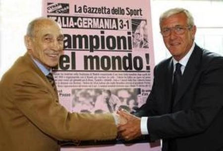 Enzo Bearzot e Marcelo Lippi, ambos campeões mundiais com a Azurra. Foto: iG