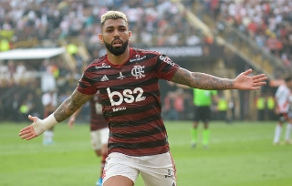 Gabriel fez os dois gols do Flamengo na decisão contra o River. Foto: Alexandre Vidal/Flamengo