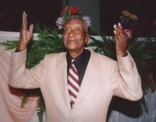 SAUDADES - Barbosa, o injusti&ccedil;ado na Copa de 50, nos deixava h&aacute; 26 anos