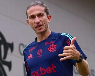 A diretoria rubro-negra trata o atual treinador como prioridade, mas j&aacute; mapeia o mercado em busca de poss&iacute;vel substituto. Foto: Divulga&ccedil;&atilde;o/Flamengo