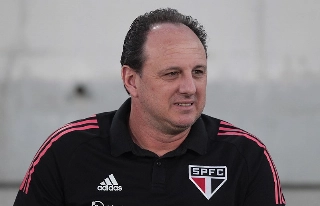 O treinador tricolor gostou da vitória na Bolívia. Foto: Rubens Chiri/Saopaulofc.net