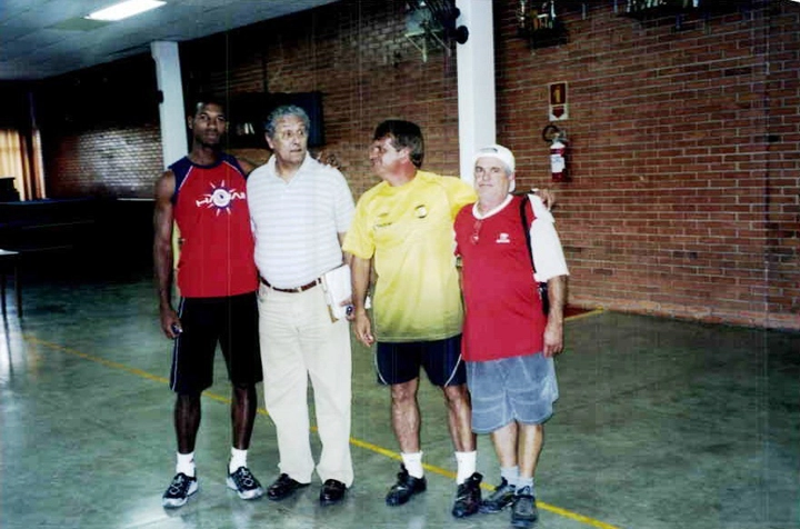 Encontro em São José dos Campos-SP. O segundo, da esquerda para a direita é Pedro Rocha, seguido por Valtinho. Foto: arquivo pessoal de Valtinho