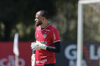 O goleiro atleticano Everson, durante treino na Cidade do Galo. Foto: Pedro Souza/Atlético