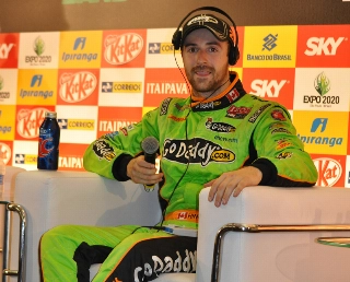 Canadense triunfou no Anhembi com ultrapassagem na última curva, na última volta. Foto: Marcos Júnior Micheletti/Portal TT