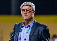 Odair Hellmann - Ex-volante, atual treinador