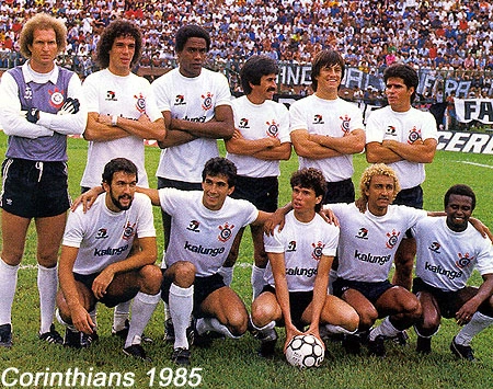 Em pé: Carlos, Casagrande, Serginho, Zenon, Dunga e João Paulo. Agachados: De Leon, Juninho, Édson, Biro-Biro e Wladimir.