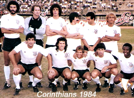 Em pé: Sócrates, Carlos, Casagrande, Zenon, Eduardo e Biro-Biro. Agachados: Juninho, Paulinho, Ronaldo, Paulo e Wladimir