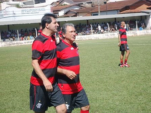 No dia 4 de agosto de 2013, o master do Flamengo foi a São José do Rio Pardo. Da esquerda para a direita, Rondinelli é o segundo. Foto enviada por Miguel Paião