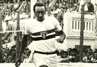 SAUDADE - H&aacute; dez anos morria Z&eacute; Roberto, ex-atacante goleador