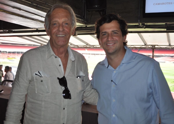 Ado e seu filho Dudu Stinghen no almo&ccedil;o dos campe&otilde;es mundiais de futebol em 25 de abril de 2013, no Espa&ccedil;o Unyco, no Est&aacute;dio do Morumbi. Foto: Marcos J&uacute;nior/Portal TT