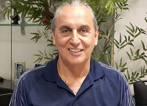 Nelinho - Ex-lateral-direito do Cruzeiro e Galo