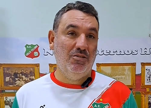 Guilherme Alves - Ex-atacante, hoje treinador