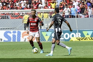 Mengão não vive bom momento na temporada e vê a pressão aumentar sobre Paulo Sousa. Foto: Marcelo Cortes/Flamengo