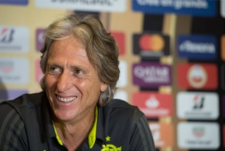 Jorge Jesus divulgou nomes dos atletas que tentarão conquistar o Mundial. Foto: Alexandre Vidal / Flamengo