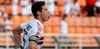 Hernanes jogou a Champions, mas ainda prefere adrenalina da Libertadores