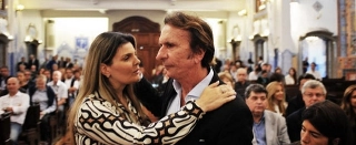 Amigos prestam homenagem a Luciano do Valle em missa de 7º dia