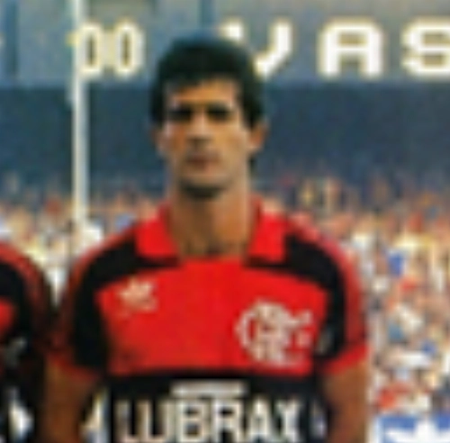 Guto  - Ex-zagueiro do Flamengo, Seleção Brasileira de Juniores e Belenenses