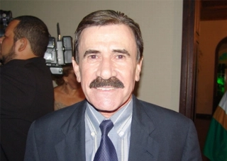 Parab&eacute;ns, Zenon! Meia que brilhou no Guarani e no Corinthians completa 72 anos