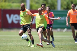 Equipe treinou no CT Parque Gigante para enfrentar o Galo. Foto: Ricardo Duarte/S.C.Internacional