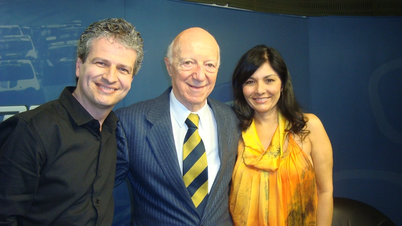 Em 12 de novembro de 2012, Marcos Micheletti apresentando o programa Marcas e Pilotos na AllTV e TV Aberta, recebeu Claudio Carsughi e Claudia Carsughi para entrevista. Foto: Vitor Garcia