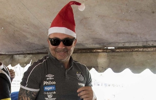 Técnico argentino está integrado à comunidade em Santos. Foto: Ivan Storti/Santos FC