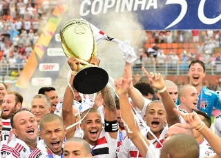 O São Paulo, atual campeão, estreia no dia 4 de janeiro. Foto: Alexandre Battibugli/Divulgação/FPF