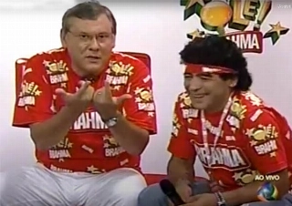 Achados & Perdidos: H&aacute; 20 anos, a memor&aacute;vel entrevista de Maradona a Milton Neves no Carnaval do Rio de Janeiro