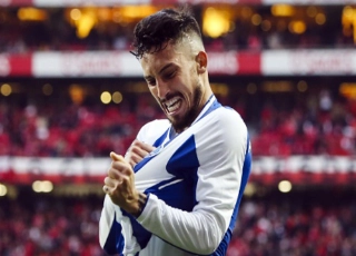 De olho na seleção, Alex Telles troca de agente e tem oferta da Juventus