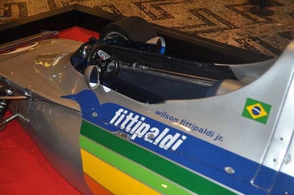 Copersucar FD-01, primeiro carro de Fórmula 1 construído pela equipe Fittipaldi, na 5ª edição do Velocult, em 17 de março de 2014,no Conjunto Nacional, na Avenida Paulista. Foto: Marcos Júnior/Portal TT