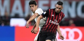 De Sciglio, do Milan, acerta com a Juventus e faz exames médicos