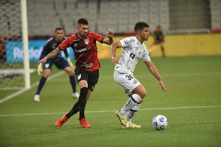 Peixe é o 9º colocado na tabela,enquanto o Furacão é o 6º. Foto: Ivan Storti/Santos FC