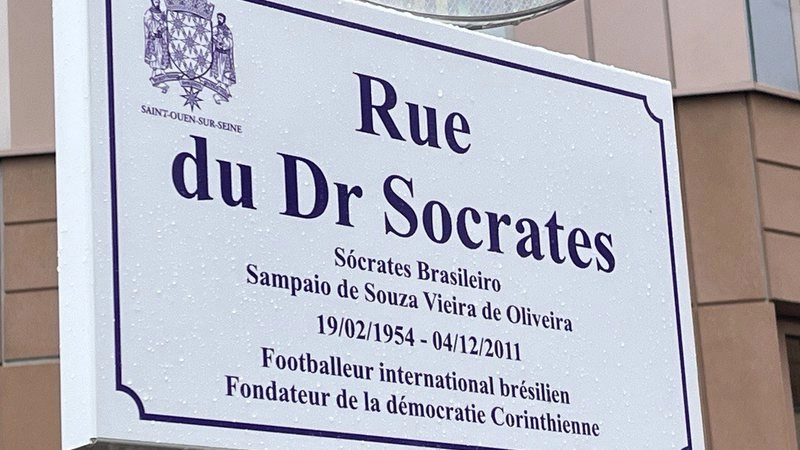 A Rua Dr. Sócrates, em Saint-Ouen, uma das três cidades com alojamentos para atletas nas Olimpíadas de Paris em 2024. A via foi inaugurada em 30 de março de 2024. Foto: Reprodução