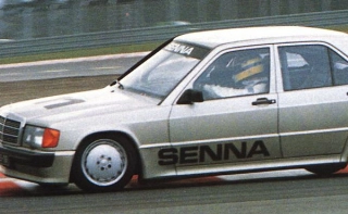 Olhos no retrovisor: Um show de Senna pilotando Mercedes-Benz h&aacute; 42 anos