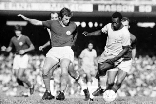 DESPEDIDA DO REI - H&aacute; 55 anos, o &uacute;ltimo jogo de Pel&eacute; pela sele&ccedil;&atilde;o