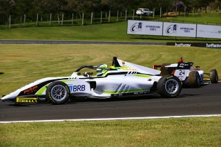 Felipe Barrichello Bartz subiu ao pódio no Velocitta. Foto: Carsten Horst/Hyset