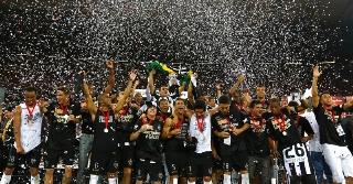 CONQUISTA INESQUEC&Iacute;VEL! - H&aacute; 13 anos, derrotando o Ol&iacute;mpia, Galo vencia a Libertadores
