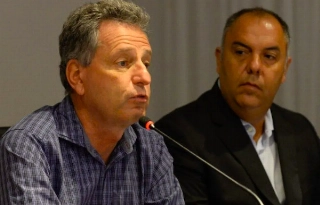 Diretoria rubro-negra está mais perdida que cebola em salada de frutas. Foto: Alexandre Vidal/Flamengo 