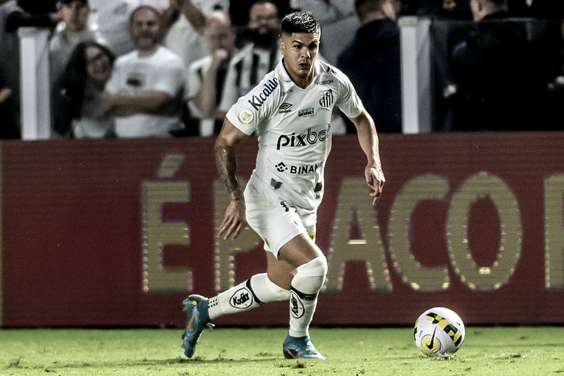 Rodrigo Fernández tem contrato de empréstimo até dezembro de 2022. Foto: Ivan Storti/Santos FC
