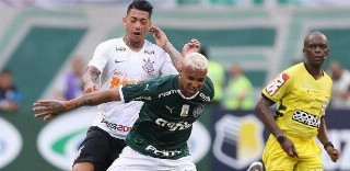 Deyverson foi expulso contra o Corinthians por cuspir em adversário
