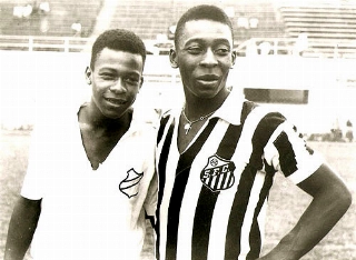Saudade: H&aacute; seis anos morria Zoca, o irm&atilde;o de Pel&eacute; que tamb&eacute;m jogou no Santos