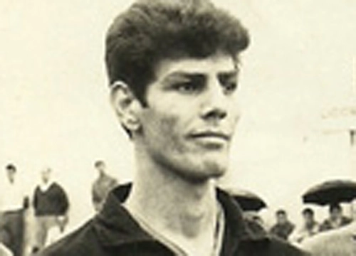 Cláudio Corteggiano  - Ex-goleiro da Santista