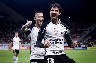 Gustavo Henrique comemora gol do Alvinegro pela Liberrtadores. Foto: Rodrigo Coca/Ag&ecirc;ncia Corinthians
