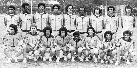 Edinho disputou o torneio de Futebol dos Jogos Olímpicos de 1976, em Montreal. Nesta foto, é o primeiro em pé da direita para a esquerda. Em pé, da esquerda para a direita, aparecem Mauro Cabeção (o quarto), Erivelto (o sexto), Chico Fraga (o sétimo), o ponta flamenguista Júlio César (ao lado de Edinho). Agachados, da esquerda para a direita, estão: Zé Carlos (ex-Botafogo), Carlos Roberto Gallo, Júnior do Fla, Batista do Inter, Marinho do Galo, Tecão do São Paulo, Rosemiro e Eudes da Lusa