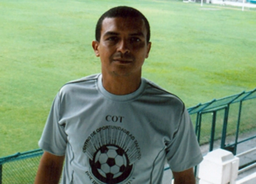 Clayton Grilo  - Ex-companheiro de Ronaldo Fen&ocirc;meno no S&atilde;o Crist&oacute;v&atilde;o e ex-Gr&ecirc;mio