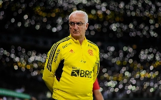 Dorival Júnior comanda o Rubro-Negro nesta noite no Maracanã. Foto: Marcelo Cortes/Flamengo