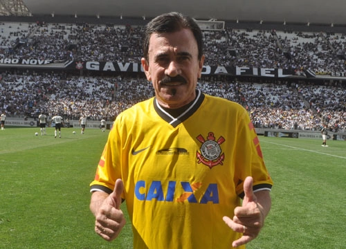 Ex-zagueiro de Guarani e Corinthians, assume time da última divisão mineira