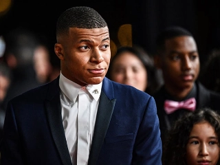 Atacante do PSG foi avaliado em mais de 260 milhões de euros. Foto: Facebook/Reprodução