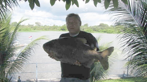 Todos sabemos que Milton está em todas as mídias, mas pescador de peixe gigante, aí, não né?