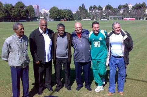 À procura por talentos e a necessidade de encontrar craques da nova geração fez com que o técnico Vanderlei Luxemburgo lançasse em junho de 2008, na Academia de Futebol do Palmeiras, o projeto 