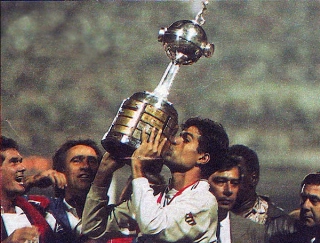 Achados & Perdidos: H&aacute; 34 anos o S&atilde;o Paulo vencia sua primeira Libertadores da Am&eacute;rica